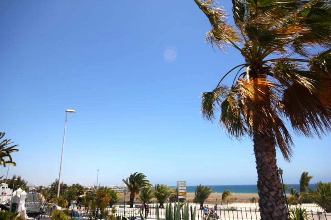 Casa Playa Los Pocillos In Puerto Del Carmen Puerto del Carmen  Eksteriør bilde
